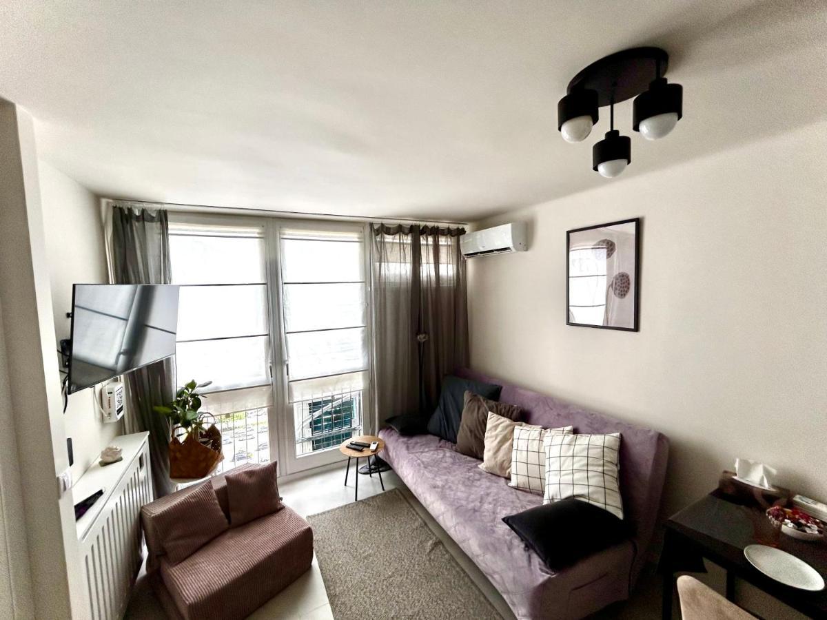 Sky Apartment Comfy Suite Pereca Warszawa Eksteriør billede