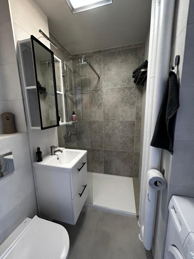 Sky Apartment Comfy Suite Pereca Warszawa Eksteriør billede