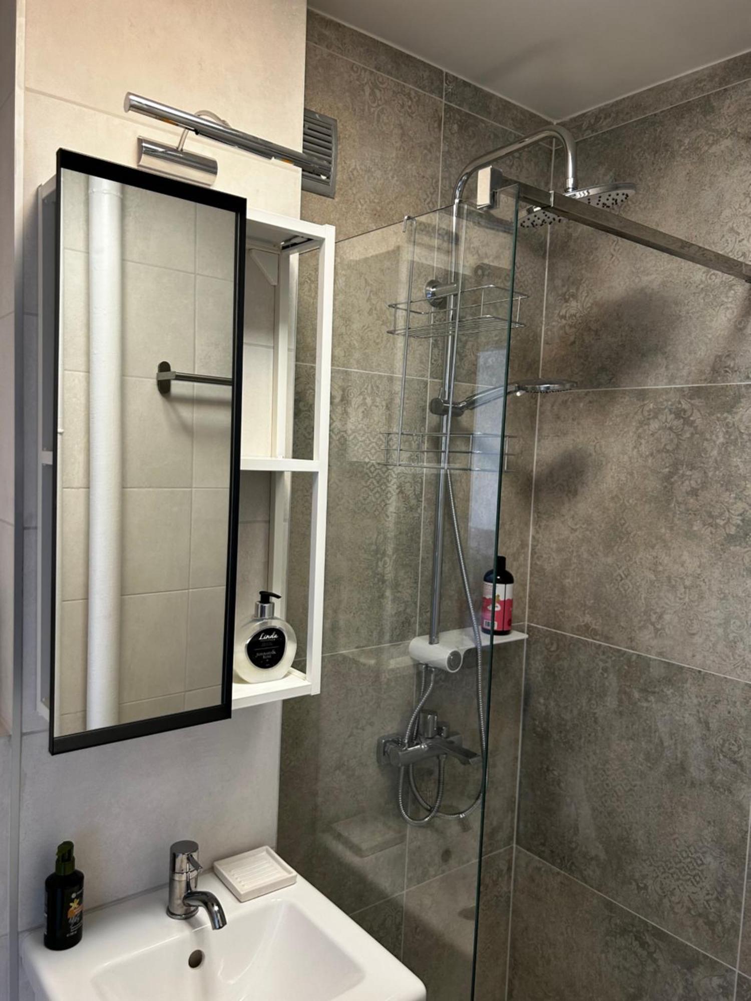 Sky Apartment Comfy Suite Pereca Warszawa Eksteriør billede
